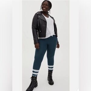 Torrid Platinum Fleece Lined Tie Dye Leggings